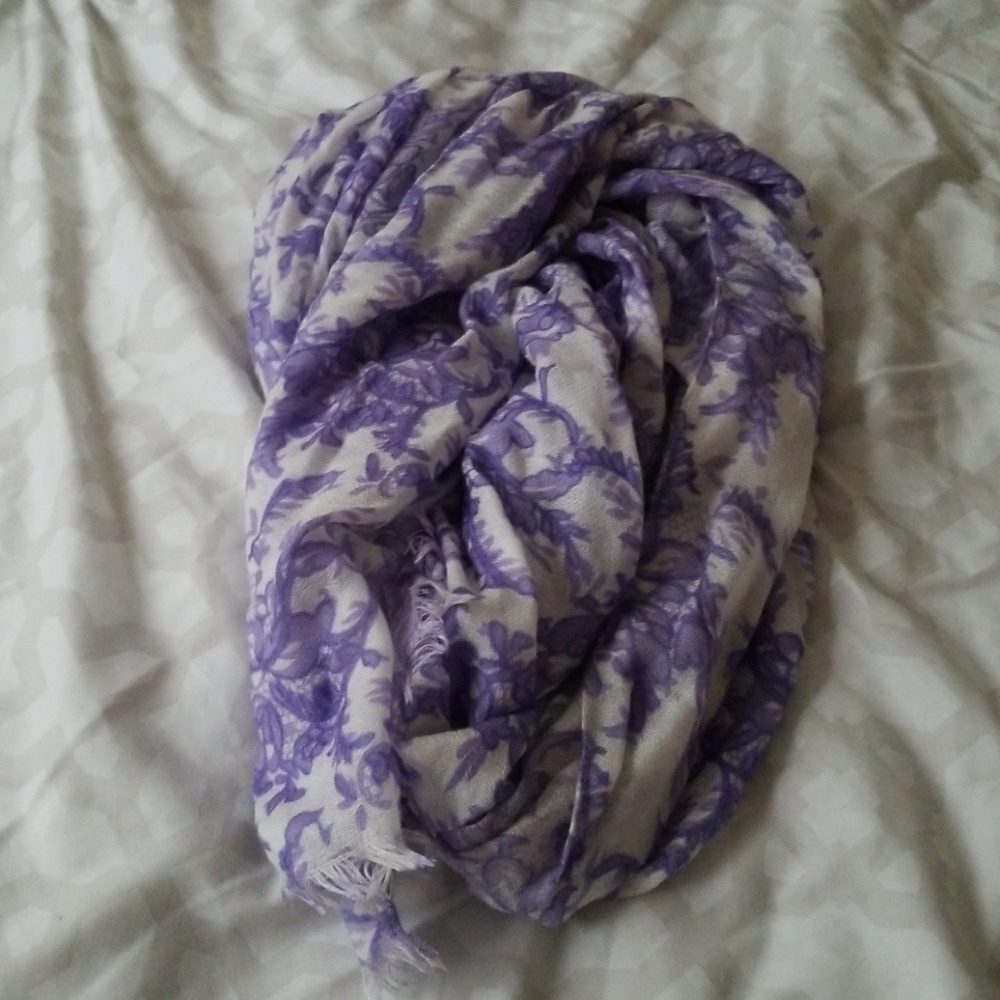 Purple & White Floral Scarf